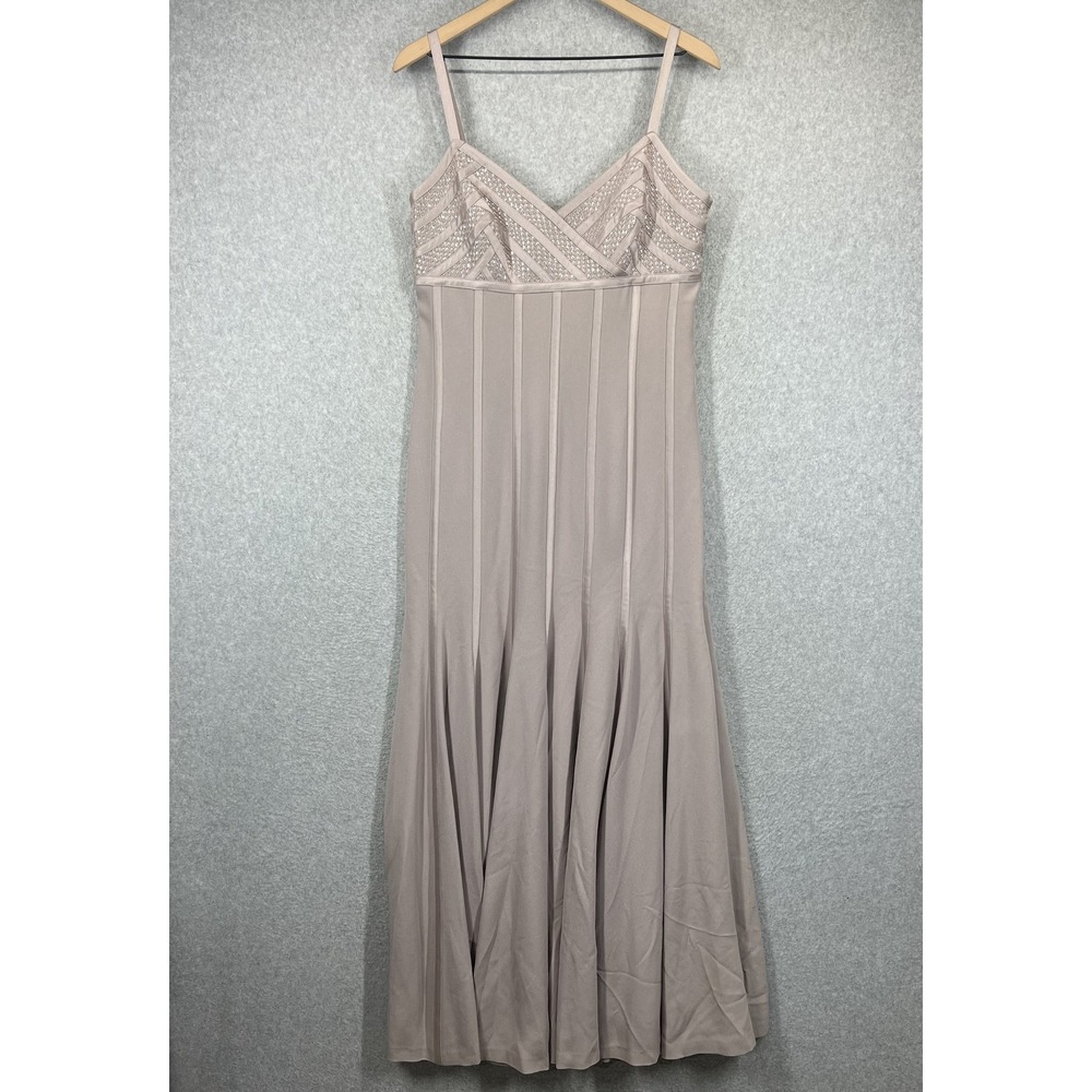 Daymor Couture Gown Womens 10 Taupe Beaded V-Neck Sleeveless Maxi Formal EUC